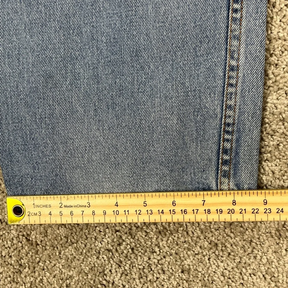 Levis 550 Relaxed Fit Jeans Mens 38x30 Light Wash Denim Tapered Leg 5 Pocket EUC